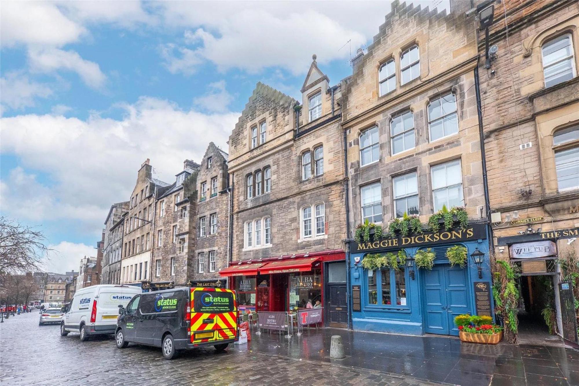 Bright Old Town City Centre Apartment Edinburgh Exterior photo